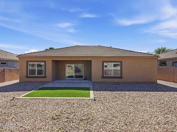 5th image of 8872 W Curzon Rd