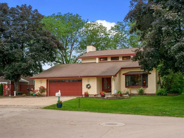 1301 La Crescent PLACE, La Crosse, WI 54603