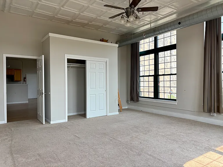 83 Main St #4 — Photo 8