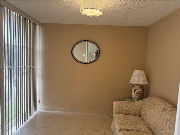 5th image of 851 Three Islands Blvd APT 511