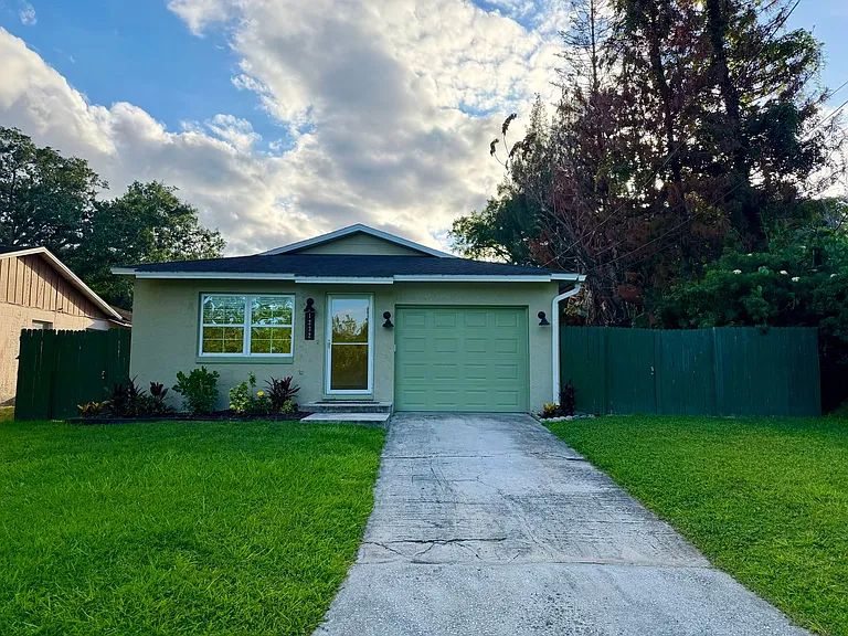 1232 Sasoon Ave — Photo 1