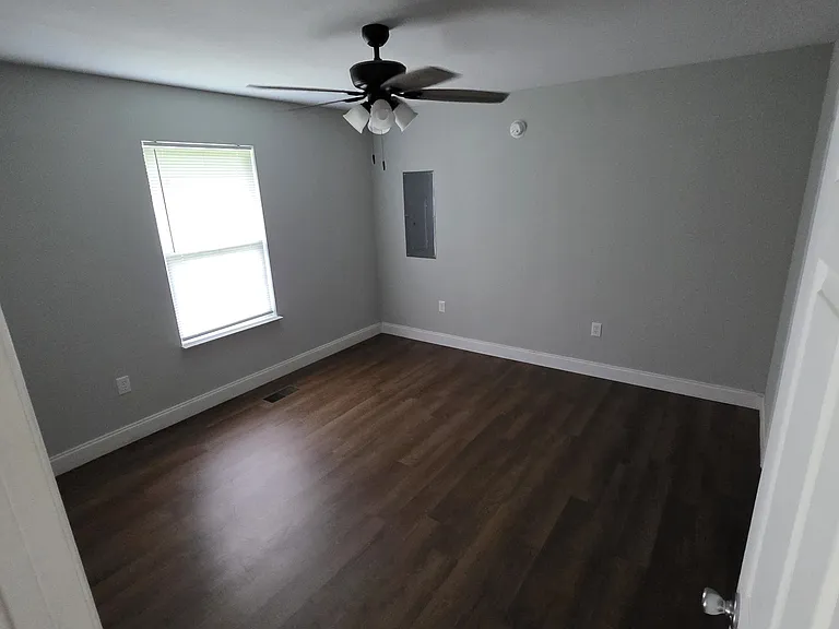 1752 Kings Hill Rd — Photo 5
