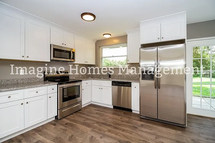 920 Yarger Dr — Photo 4
