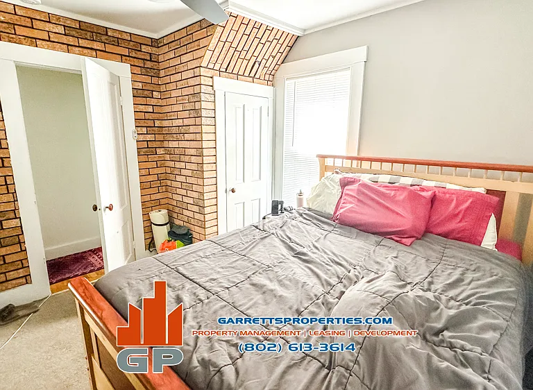 92 Maple Ave #2 — Photo 4