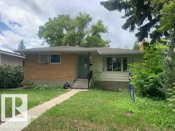 13018 119th St NW, Edmonton, AB T5E 5M5