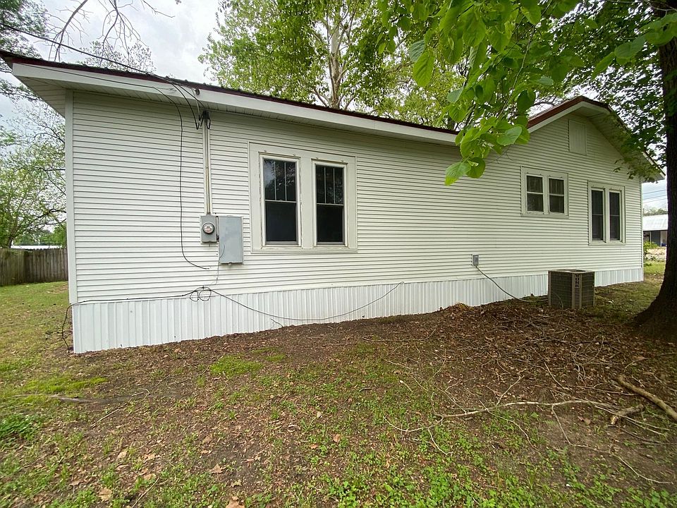 423 S Runnels St, De Kalb, TX 75559 Zillow