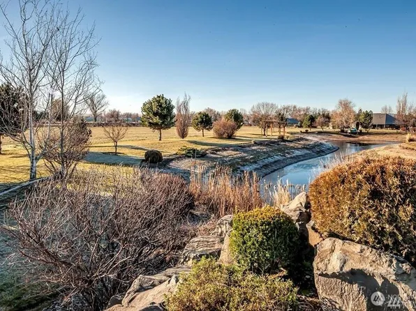 247 Ella Quintino Lane, Walla Walla, WA 99362