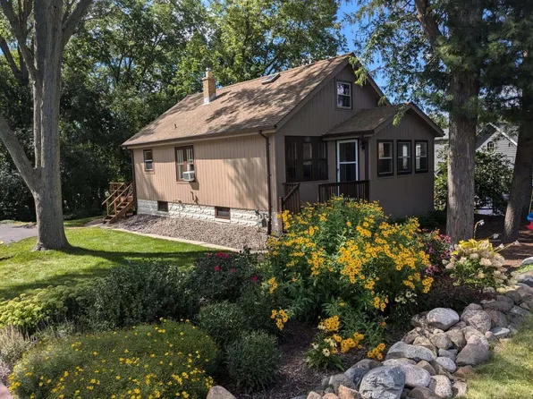 1419 South West LANE, New Berlin, WI 53146