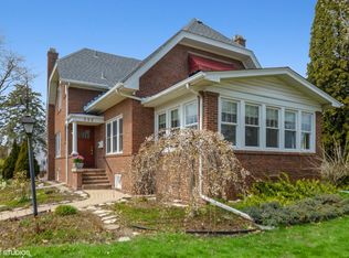 232 S Lombard Ave, Lombard, IL 60148