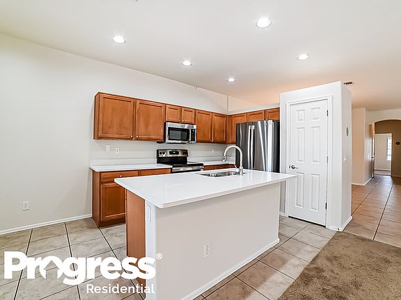 5th image of 17804 W Paradise Ln