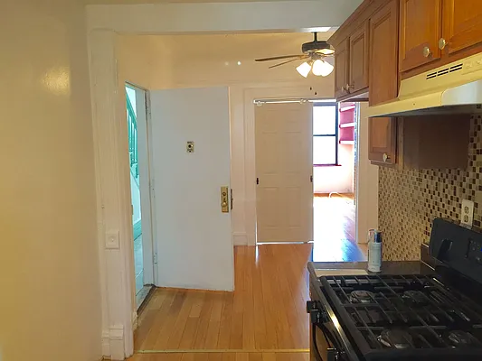 Rented by Remax Real Estate Professionals | media 16