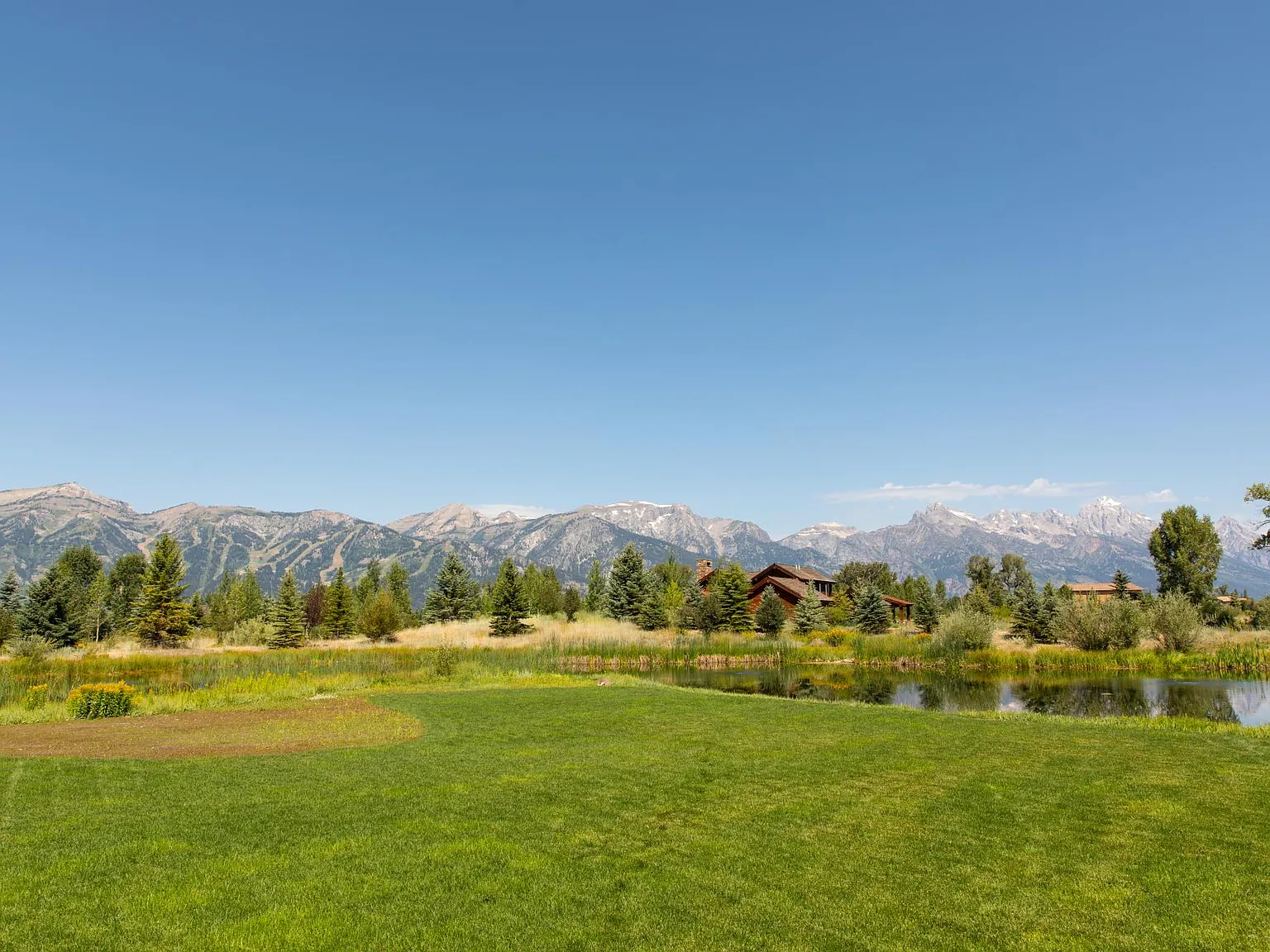 5 bed, 4.5 bath, 5100 sqft, $25,000 — Photo 4
