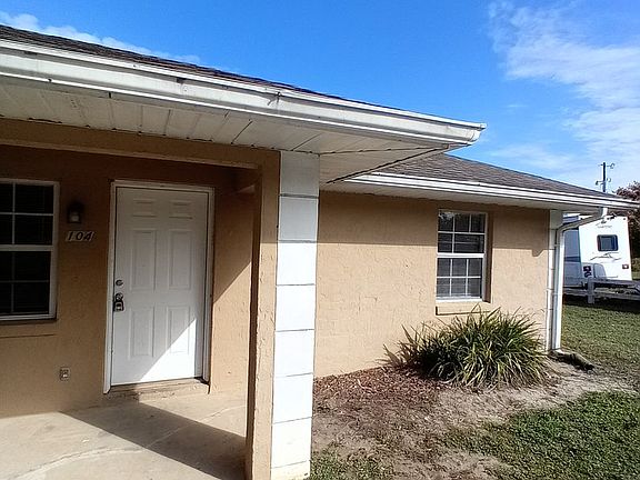 2nd image of 104 Berger Ct