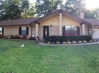 210 Bob White St, Pittsburg, TX 75686