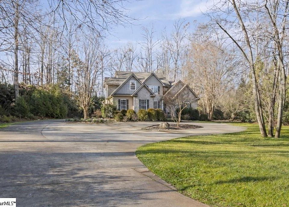 1st image of 204 Cove Harbor Ct