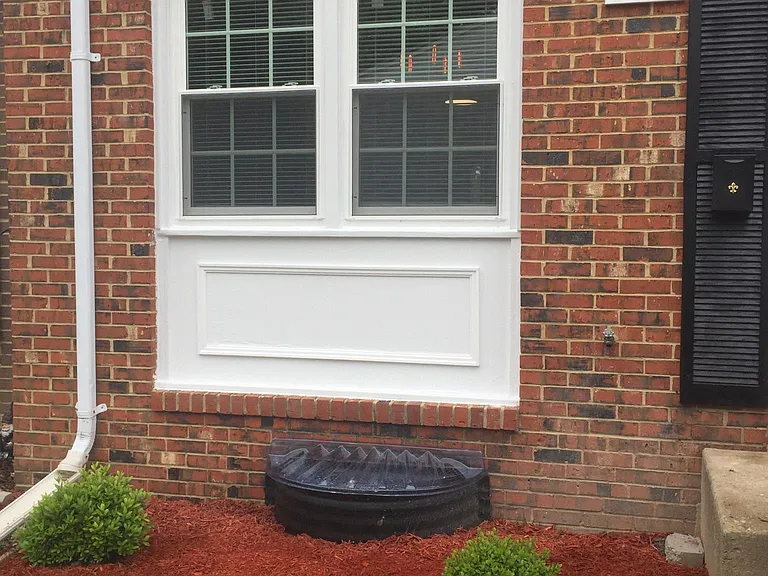 2818 Beechtree Ln — Photo 3