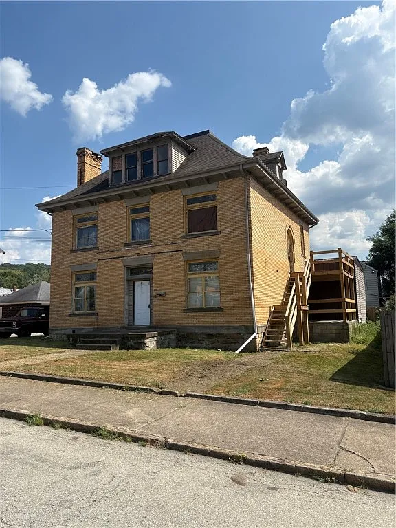 214 E Fairview Ave photo 1