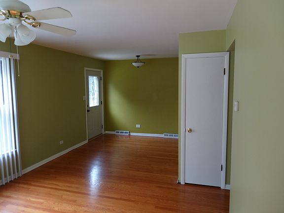 4th image of 3625 S 53rd Ct