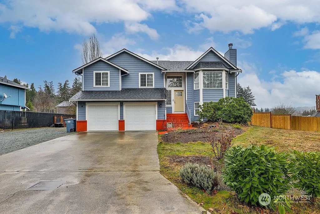 21703 94th Avenue Ct E photo 1
