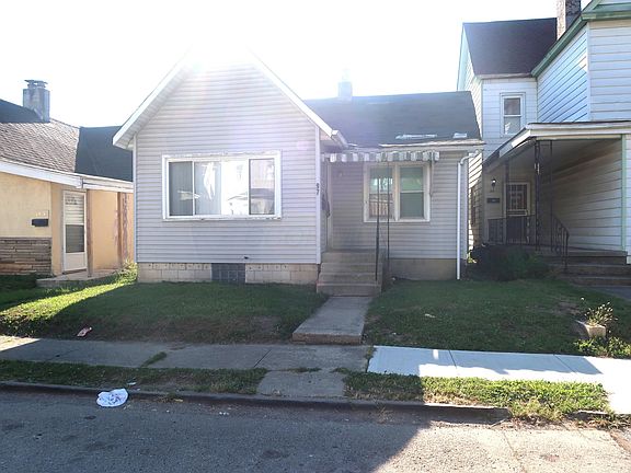 3rd image of 97 S Oakley Ave