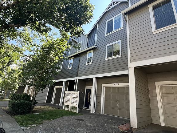 2nd image of 12226 SE Long St