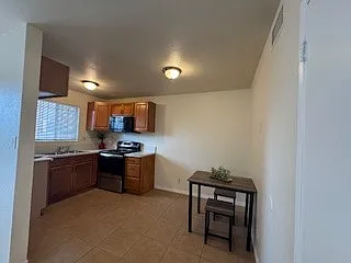 38622 Larkin Ave. - #2 — Photo 4