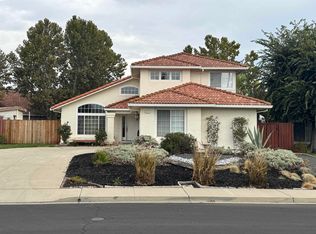 512 Hacienda Dr, Oakley, CA 94561