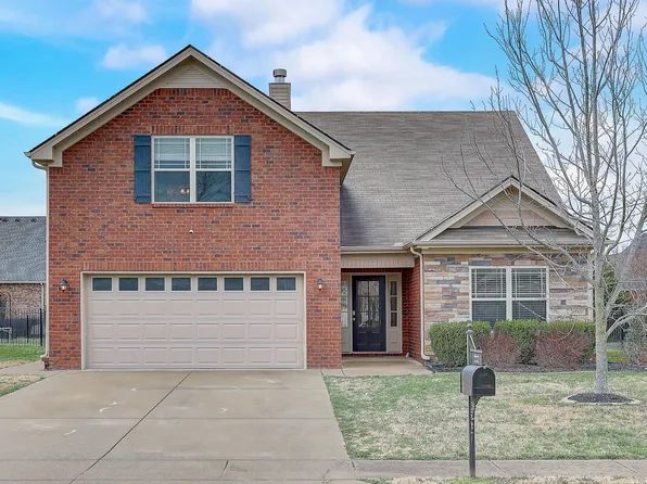 2232 Burnside Dr, Murfreesboro, TN 37128