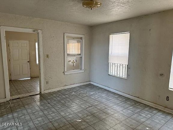 5th image of 1412 E California Ave