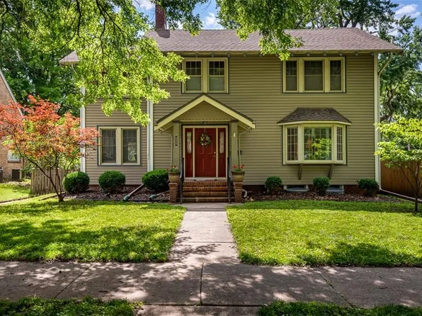 322 S Maple St, Ottawa, KS 66067