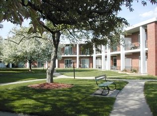 160 E Lake St APT 4B, Elmhurst, IL