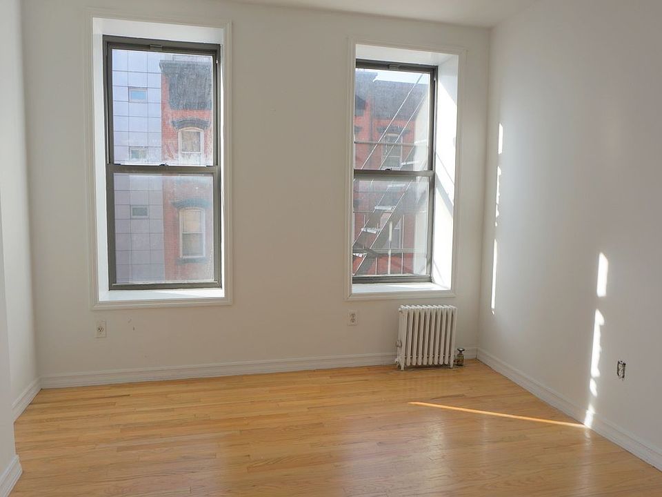 1st image of 176 Ludlow St APT 3A