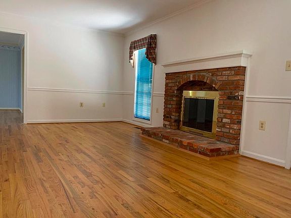 5th image of 19309 Heritage Ln