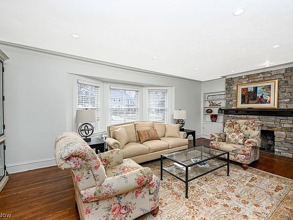 5th image of 3049 Berkshire Rd