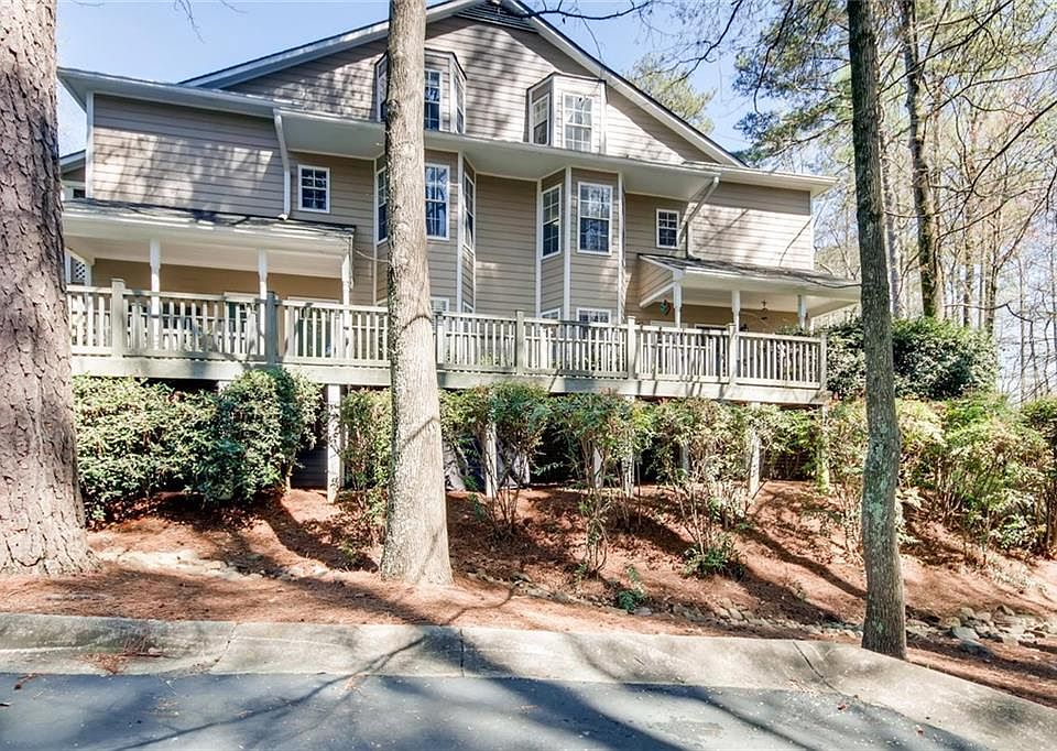 1st image of 4443 Pineridge Cir