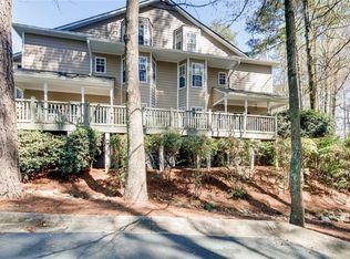 4443 Pineridge Cir, Dunwoody, GA 30338