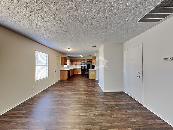 4th image of 5621 Ainsdale Dr