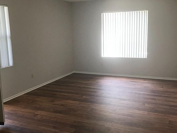 4th image of 531 W Wilson St APT B104