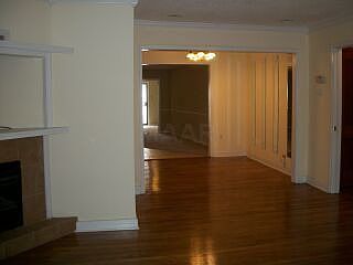 3rd image of 2741 Henley Dr