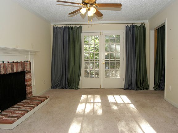 3rd image of 2330 Northlake Ct