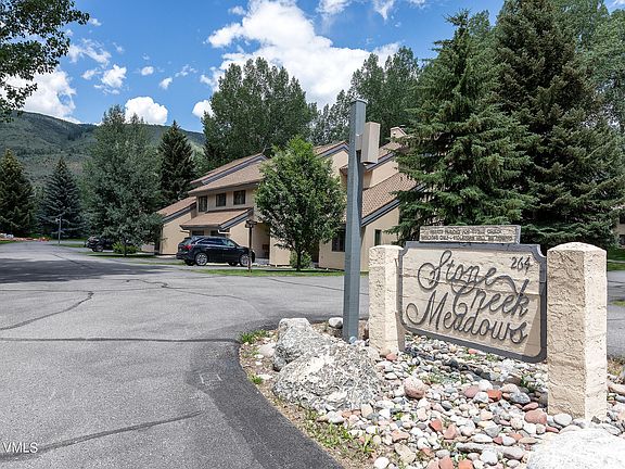 2nd image of 264 Eagle Dr #206