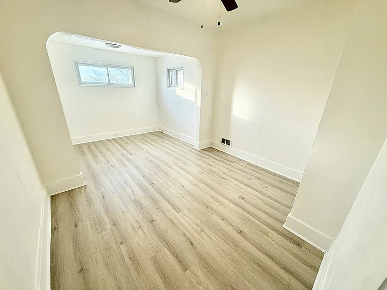 2413 Milburn St — Photo 9