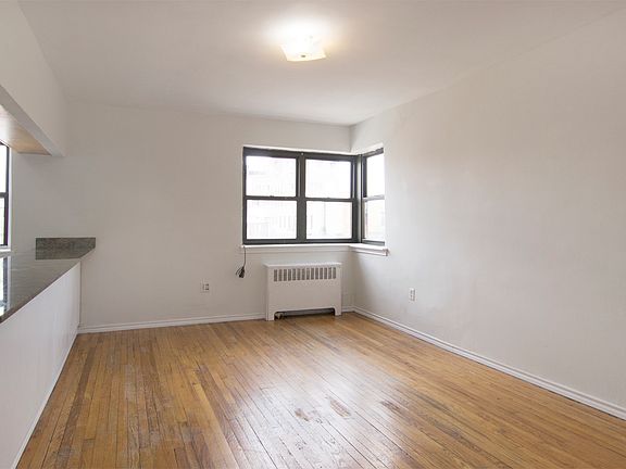 4th image of 25-10 31st Ave #6N