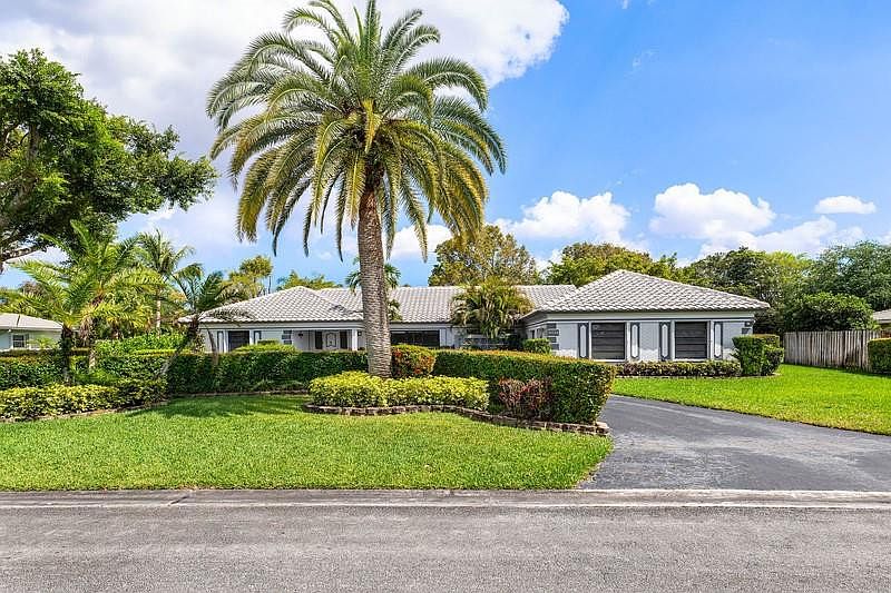 1st image of 3001 NW 112th Avenue