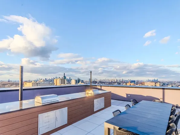 974 Carroll Street image 29 of 30