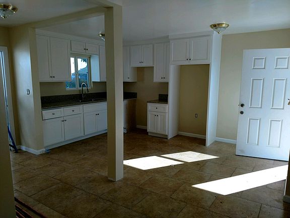 4th image of 3910 Drysdale Ave