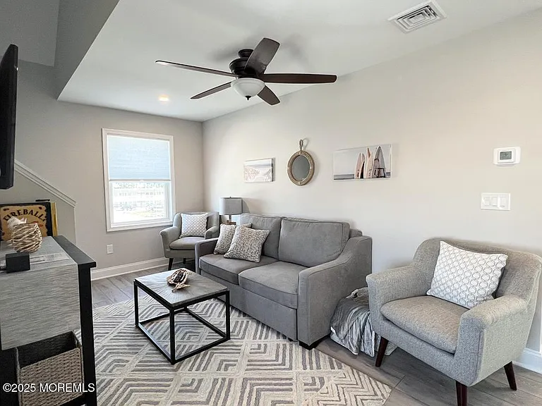 112 Albacore Dr — Photo 19