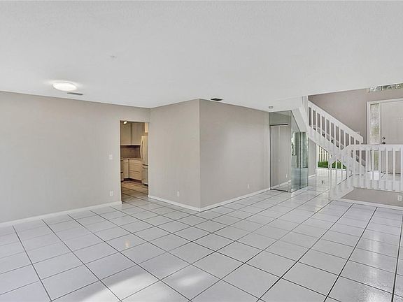 4th image of 10924 NW 12th Ct
