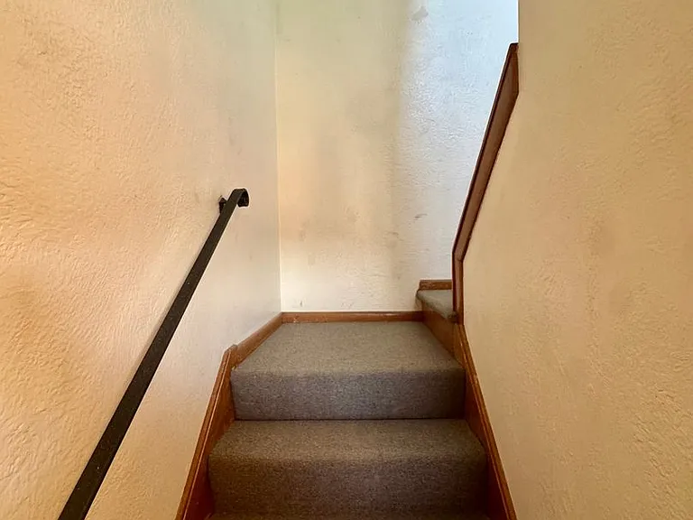 229-231 Marylea Avenue (LO) — Photo 7