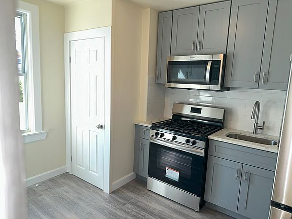 2nd image of 9 Covert Ave Floor 1-2